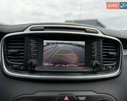 Киа Соренто 2015 в Луцке на Automoto.ua Серый Киа Соренто, объемом двигателя 2 л и пробегом 238 тыс. км за 17700 $, фото 55 на Automoto.ua