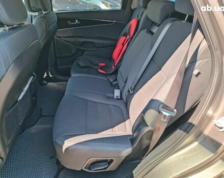 Сірий Кіа Соренто, об'ємом двигуна 2.4 л та пробігом 144 тис. км за 16490 $, фото 14 на Automoto.ua