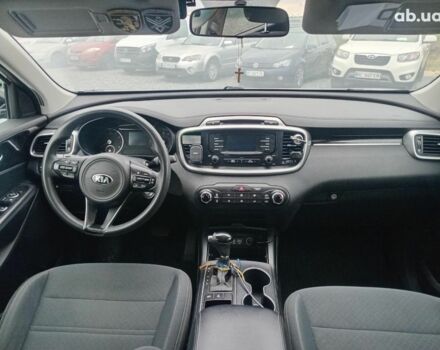Сірий Кіа Соренто, об'ємом двигуна 3.3 л та пробігом 198 тис. км за 16990 $, фото 32 на Automoto.ua
