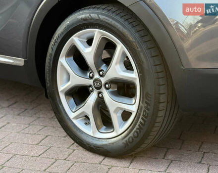 Сірий Кіа Соренто, об'ємом двигуна 2.2 л та пробігом 223 тис. км за 20750 $, фото 32 на Automoto.ua