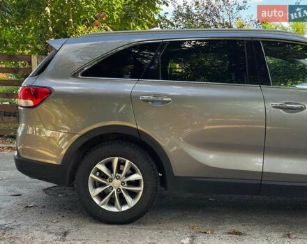 Серый Киа Соренто, объемом двигателя 2.4 л и пробегом 157 тыс. км за 14440 $, фото 5 на Automoto.ua