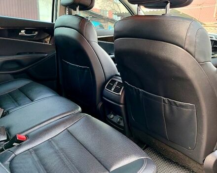 Киа Соренто 2016 в Одессе на Automoto.ua Серый Киа Соренто, объемом двигателя 2 л и пробегом 137 тыс. км за 21000 $, фото 6 на Automoto.ua