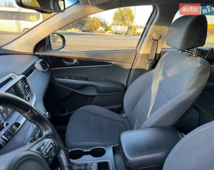 Серый Киа Соренто, объемом двигателя 2.4 л и пробегом 125 тыс. км за 14900 $, фото 28 на Automoto.ua