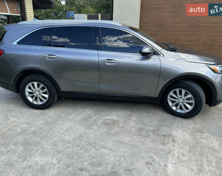 Серый Киа Соренто, объемом двигателя 2.36 л и пробегом 188 тыс. км за 14999 $, фото 15 на Automoto.ua