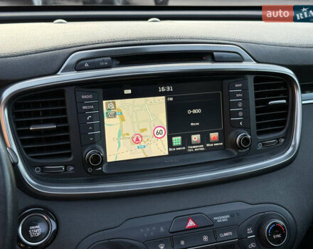 Сірий Кіа Соренто, об'ємом двигуна 2.2 л та пробігом 223 тис. км за 20750 $, фото 63 на Automoto.ua