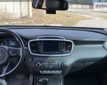 Серый Киа Соренто, объемом двигателя 2.36 л и пробегом 120 тыс. км за 18500 $, фото 9 на Automoto.ua