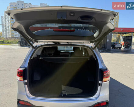 Сірий Кіа Соренто, об'ємом двигуна 2.2 л та пробігом 215 тис. км за 22500 $, фото 24 на Automoto.ua