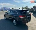 Серый Киа Соренто, объемом двигателя 2.36 л и пробегом 170 тыс. км за 14400 $, фото 2 на Automoto.ua
