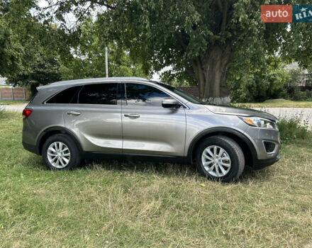 Серый Киа Соренто, объемом двигателя 2.36 л и пробегом 188 тыс. км за 14999 $, фото 25 на Automoto.ua