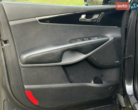 Серый Киа Соренто, объемом двигателя 2.2 л и пробегом 149 тыс. км за 21000 $, фото 67 на Automoto.ua