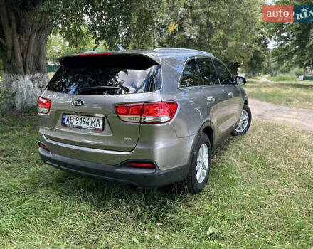 Серый Киа Соренто, объемом двигателя 2.36 л и пробегом 187 тыс. км за 14500 $, фото 27 на Automoto.ua