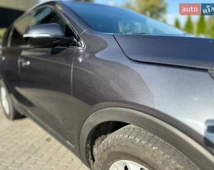 Серый Киа Соренто, объемом двигателя 2.36 л и пробегом 170 тыс. км за 14400 $, фото 18 на Automoto.ua