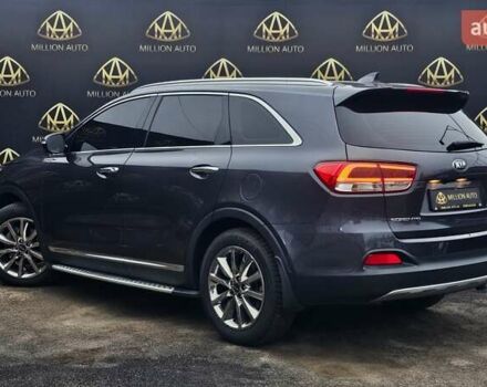 Серый Киа Соренто, объемом двигателя 2.2 л и пробегом 135 тыс. км за 21700 $, фото 3 на Automoto.ua