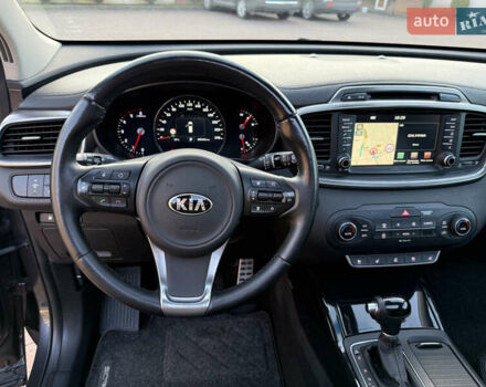 Сірий Кіа Соренто, об'ємом двигуна 2.2 л та пробігом 223 тис. км за 20750 $, фото 52 на Automoto.ua
