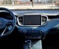 Серый Киа Соренто, объемом двигателя 2.4 л и пробегом 198 тыс. км за 15000 $, фото 7 на Automoto.ua