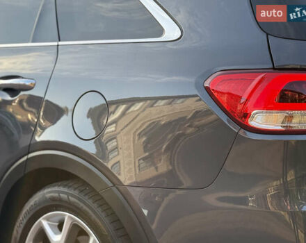 Сірий Кіа Соренто, об'ємом двигуна 2.2 л та пробігом 223 тис. км за 20750 $, фото 31 на Automoto.ua
