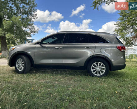 Серый Киа Соренто, объемом двигателя 2.36 л и пробегом 188 тыс. км за 14999 $, фото 31 на Automoto.ua