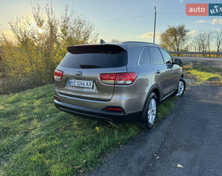 Серый Киа Соренто, объемом двигателя 2.4 л и пробегом 125 тыс. км за 14900 $, фото 14 на Automoto.ua