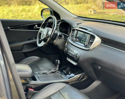 Серый Киа Соренто, объемом двигателя 2.2 л и пробегом 149 тыс. км за 21000 $, фото 69 на Automoto.ua