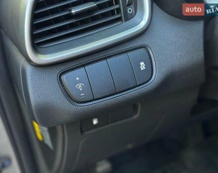 Серый Киа Соренто, объемом двигателя 2.4 л и пробегом 157 тыс. км за 14440 $, фото 15 на Automoto.ua