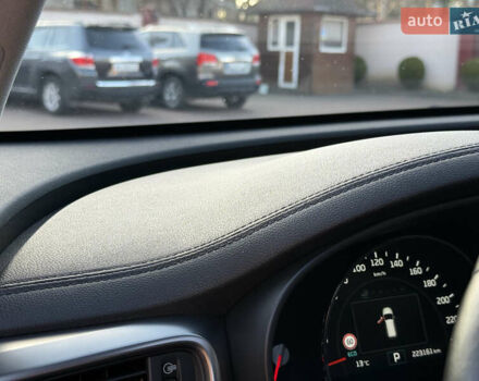 Сірий Кіа Соренто, об'ємом двигуна 2.2 л та пробігом 223 тис. км за 20750 $, фото 61 на Automoto.ua