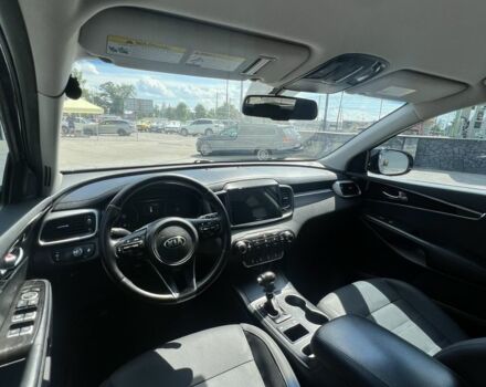 Серый Киа Соренто, объемом двигателя 2.4 л и пробегом 133 тыс. км за 14500 $, фото 13 на Automoto.ua