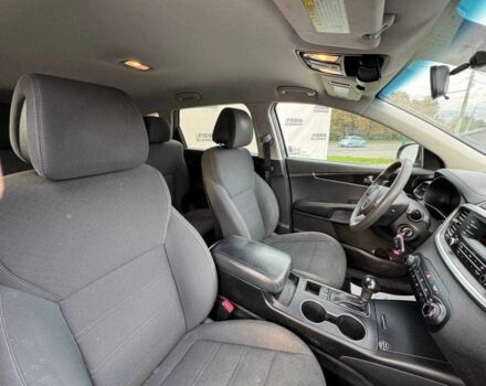 Сірий Кіа Соренто, об'ємом двигуна 2.4 л та пробігом 214 тис. км за 10900 $, фото 10 на Automoto.ua