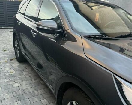 Серый Киа Соренто, объемом двигателя 2.2 л и пробегом 178 тыс. км за 22500 $, фото 2 на Automoto.ua