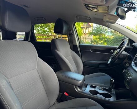 Серый Киа Соренто, объемом двигателя 2.4 л и пробегом 157 тыс. км за 14440 $, фото 26 на Automoto.ua