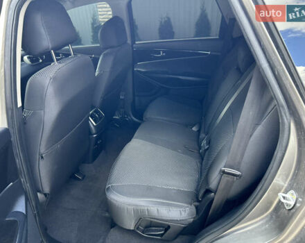 Серый Киа Соренто, объемом двигателя 2.36 л и пробегом 188 тыс. км за 14999 $, фото 19 на Automoto.ua