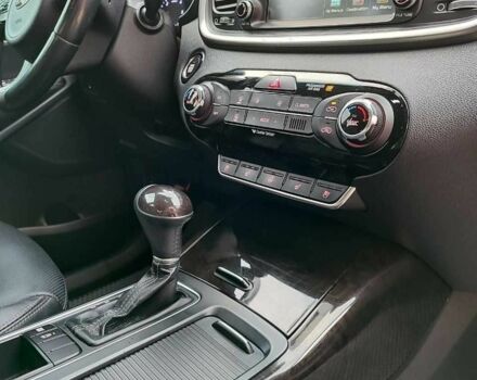 Сірий Кіа Соренто, об'ємом двигуна 2 л та пробігом 137 тис. км за 21000 $, фото 8 на Automoto.ua