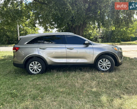 Серый Киа Соренто, объемом двигателя 2.36 л и пробегом 188 тыс. км за 14999 $, фото 37 на Automoto.ua