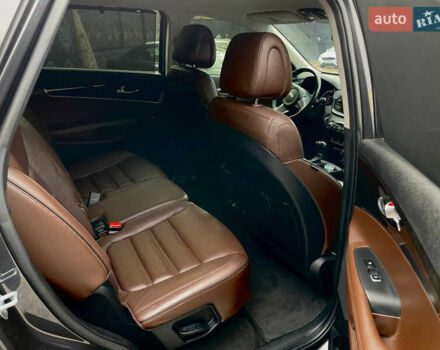 Сірий Кіа Соренто, об'ємом двигуна 2 л та пробігом 90 тис. км за 21900 $, фото 11 на Automoto.ua