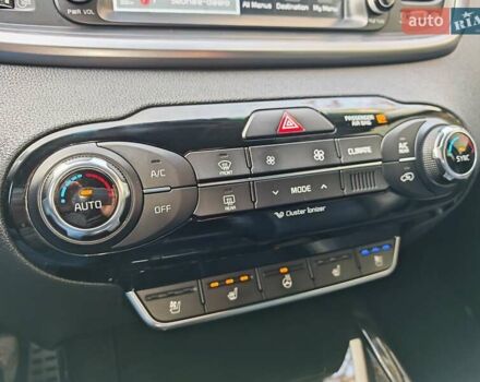 Сірий Кіа Соренто, об'ємом двигуна 2.2 л та пробігом 201 тис. км за 20500 $, фото 68 на Automoto.ua