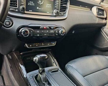 Сірий Кіа Соренто, об'ємом двигуна 2.2 л та пробігом 201 тис. км за 20500 $, фото 52 на Automoto.ua