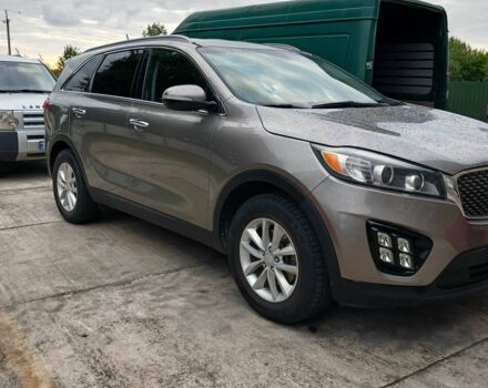 Серый Киа Соренто, объемом двигателя 2.4 л и пробегом 110 тыс. км за 14000 $, фото 1 на Automoto.ua