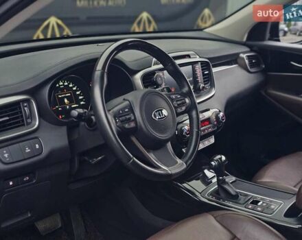 Серый Киа Соренто, объемом двигателя 2.2 л и пробегом 135 тыс. км за 21700 $, фото 10 на Automoto.ua