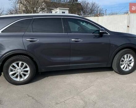 Серый Киа Соренто, объемом двигателя 2.36 л и пробегом 120 тыс. км за 18500 $, фото 2 на Automoto.ua