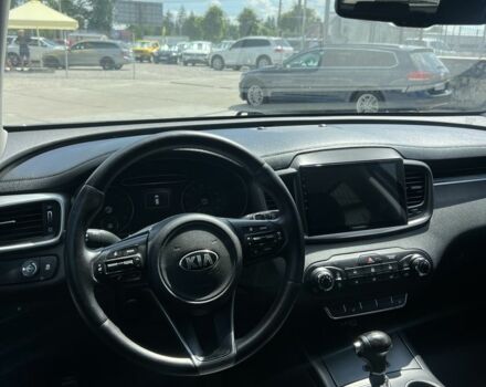 Серый Киа Соренто, объемом двигателя 2.4 л и пробегом 133 тыс. км за 14500 $, фото 14 на Automoto.ua