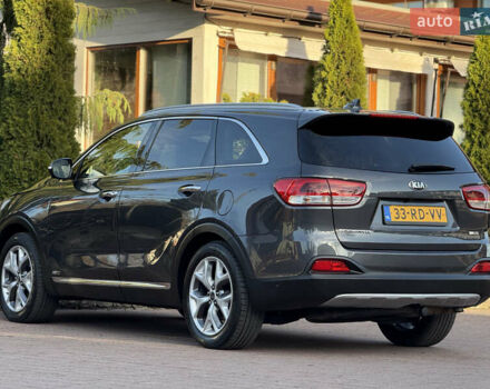 Сірий Кіа Соренто, об'ємом двигуна 2.2 л та пробігом 223 тис. км за 20750 $, фото 4 на Automoto.ua