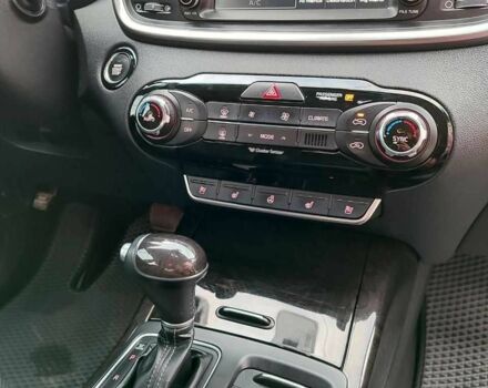 Сірий Кіа Соренто, об'ємом двигуна 2 л та пробігом 137 тис. км за 21000 $, фото 9 на Automoto.ua