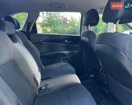 Серый Киа Соренто, объемом двигателя 2.4 л и пробегом 157 тыс. км за 14440 $, фото 24 на Automoto.ua