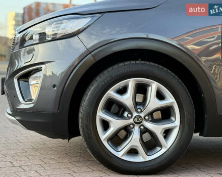 Сірий Кіа Соренто, об'ємом двигуна 2.2 л та пробігом 223 тис. км за 20750 $, фото 15 на Automoto.ua