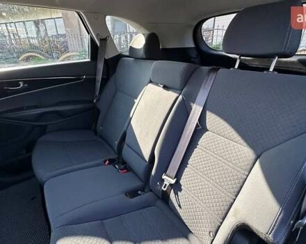 Серый Киа Соренто, объемом двигателя 2.36 л и пробегом 170 тыс. км за 14400 $, фото 25 на Automoto.ua