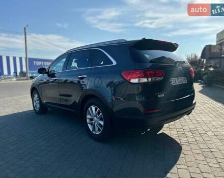 Серый Киа Соренто, объемом двигателя 2.36 л и пробегом 170 тыс. км за 14400 $, фото 4 на Automoto.ua