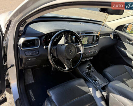 Сірий Кіа Соренто, об'ємом двигуна 2.2 л та пробігом 215 тис. км за 22500 $, фото 20 на Automoto.ua