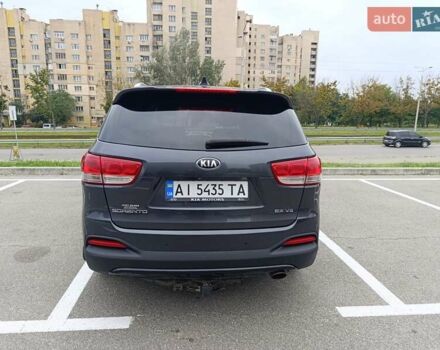 Серый Киа Соренто, объемом двигателя 3.3 л и пробегом 210 тыс. км за 17000 $, фото 2 на Automoto.ua