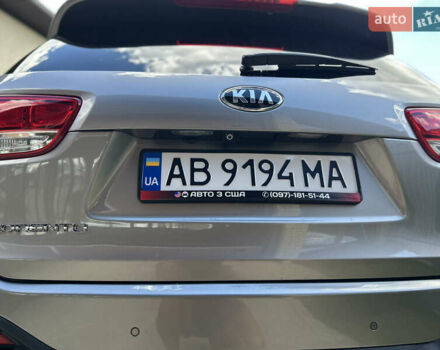 Серый Киа Соренто, объемом двигателя 2.36 л и пробегом 188 тыс. км за 14999 $, фото 7 на Automoto.ua