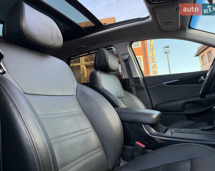 Сірий Кіа Соренто, об'ємом двигуна 2.2 л та пробігом 223 тис. км за 20750 $, фото 99 на Automoto.ua