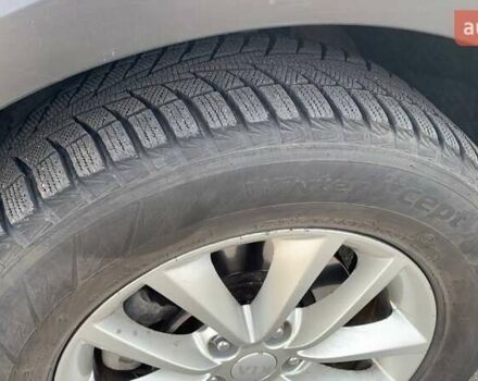 Серый Киа Соренто, объемом двигателя 2.36 л и пробегом 120 тыс. км за 18500 $, фото 14 на Automoto.ua